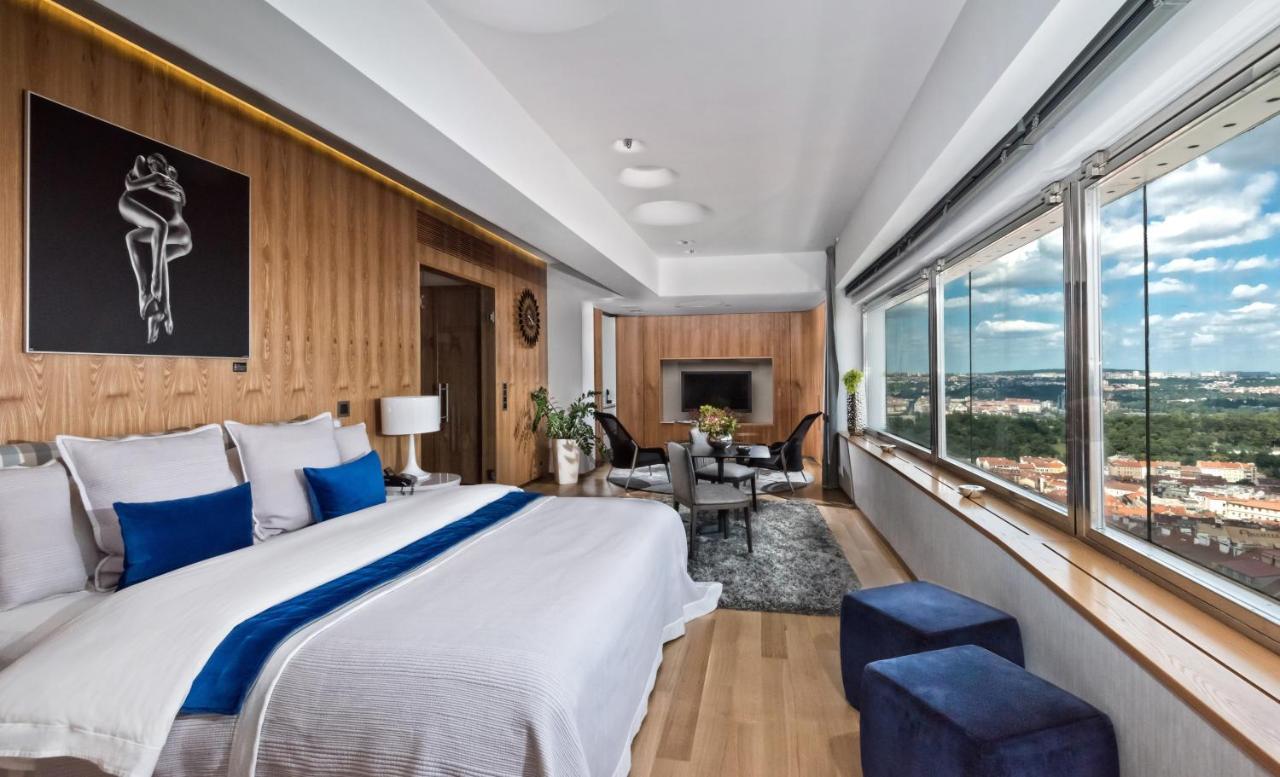 Sky Suite Hotel Prag Dış mekan fotoğraf